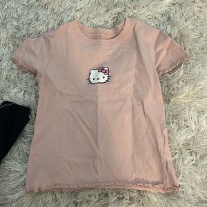 Hello kitty shirt super cute (kids)